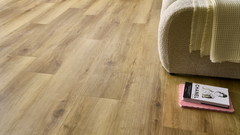 Panele z v-fugą czy bez - które wybrać?