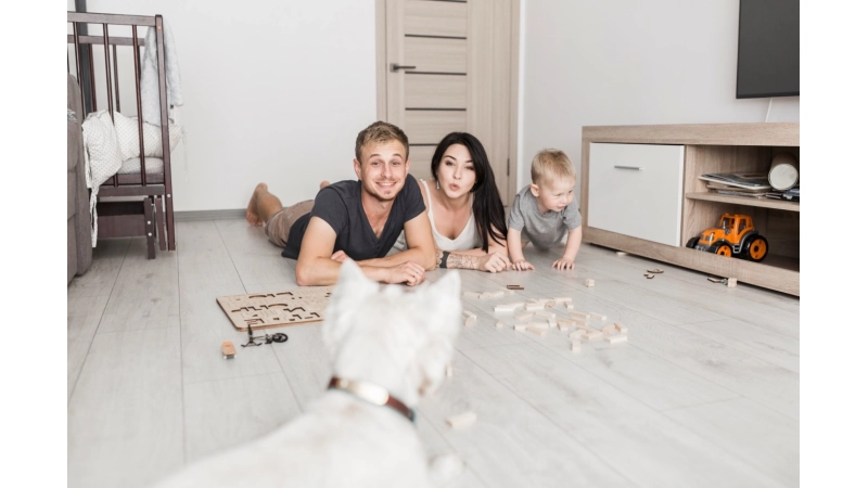 Jakie panele na ogrzewanie podłogowe wybrać? Praktyczny pr