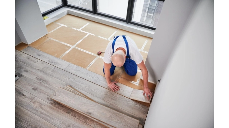 Czym ciąć panele podłogowe? Jakie narzędzie wybrać? - 1