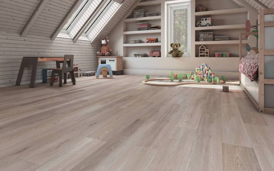 jasna szaro beżowa podłoga w pokoju dziecięcym na poddaszu