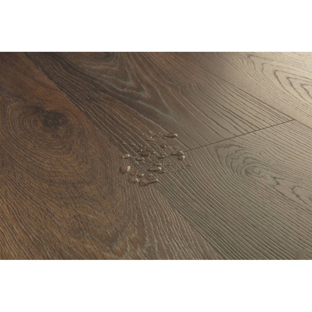 Panele podłogowe Dąb brązowy orzech CLM5800 AC4 8 mm
