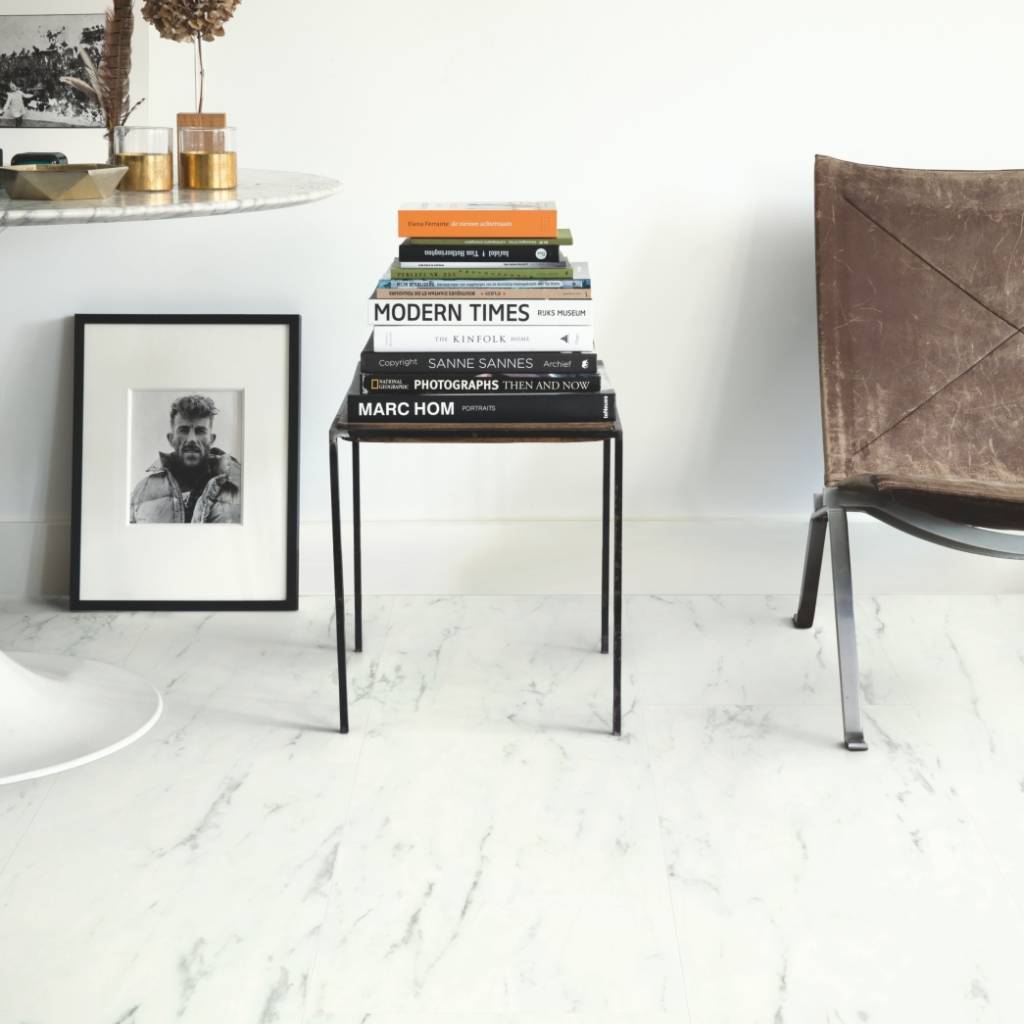 Panele Winylowe LVT Marmur Carrara biel AMGP40136 Klasa 33 2.5 mm