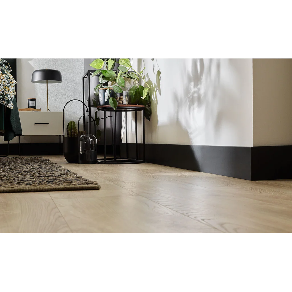 Listwa przypodł0ogowa Espumo 506 Czarna 2,4 m, 506 ESP506 2.4