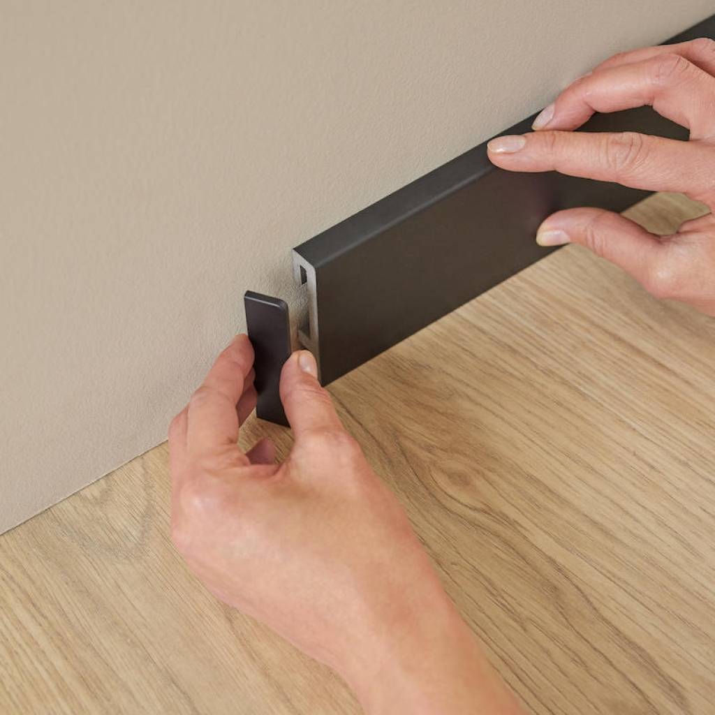 Zaślepki do listew Plastikowe Espumo ESP506 Czarne Komplet Lewa+Prawa