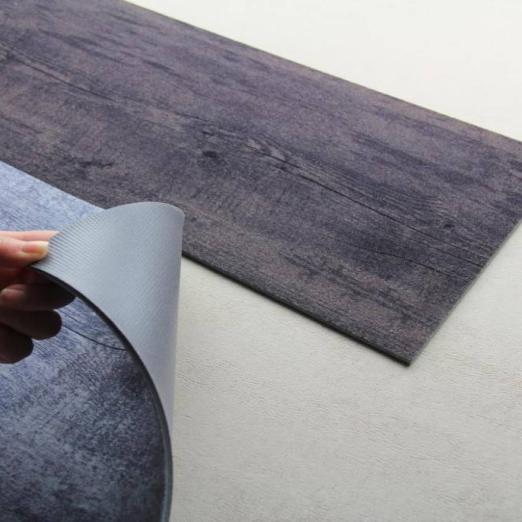 Wykładzina Dywanowa Woode 25x100 Szara 750040 Klasa 33 5 mm