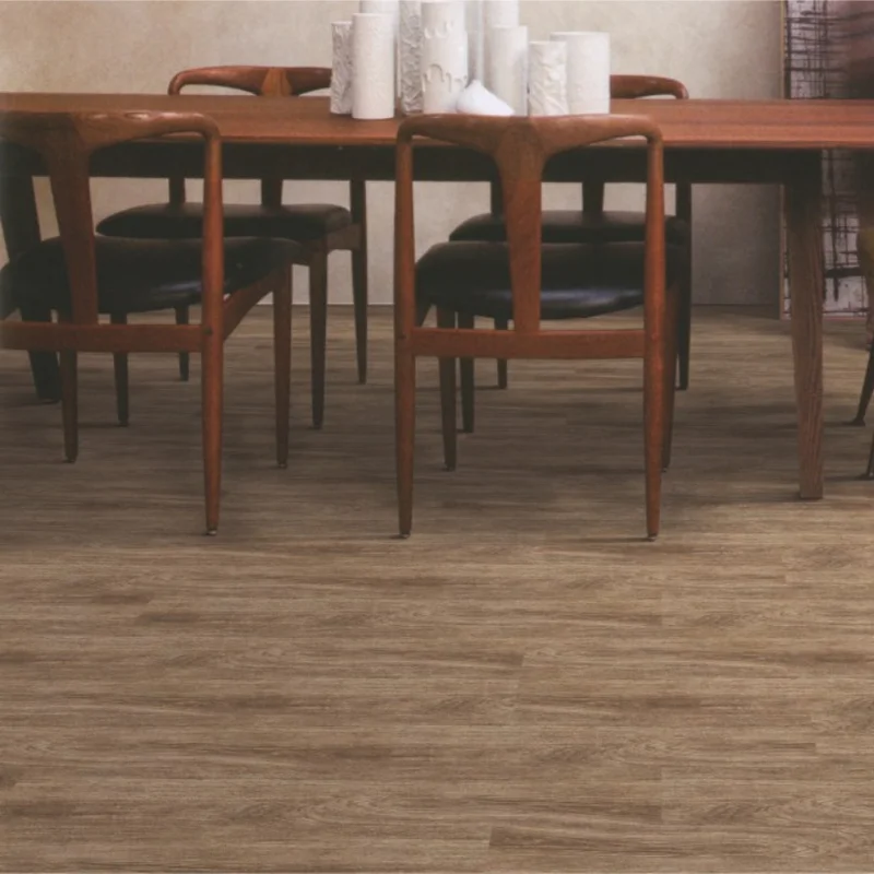 Wykładzina Dywanowa Woode 25x100 Brązowa 750011 Klasa 33 5