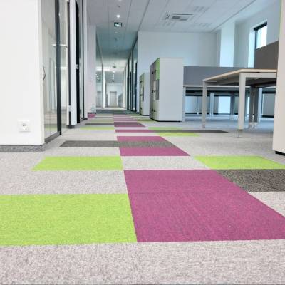 Wykładzina Dywanowa Mevia 50x50 Ciemnoszara 2203MEVIA Klasa 32 5.9 mm