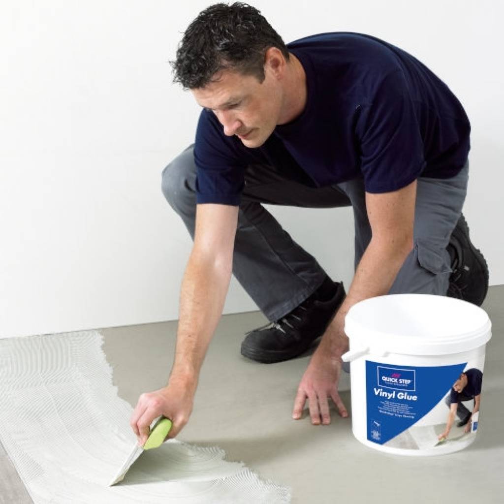 Paca Szpachla do kleju Quick-Step Livyn, QSVA2