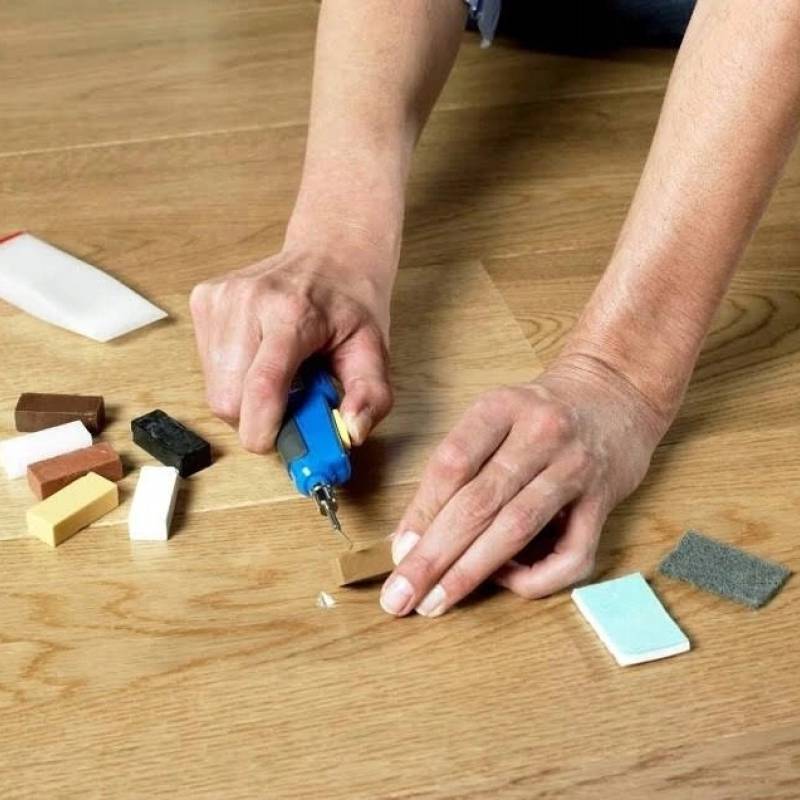Zestaw naprawczy woski do naprawy paneli Quick-Step, QSREPAIR