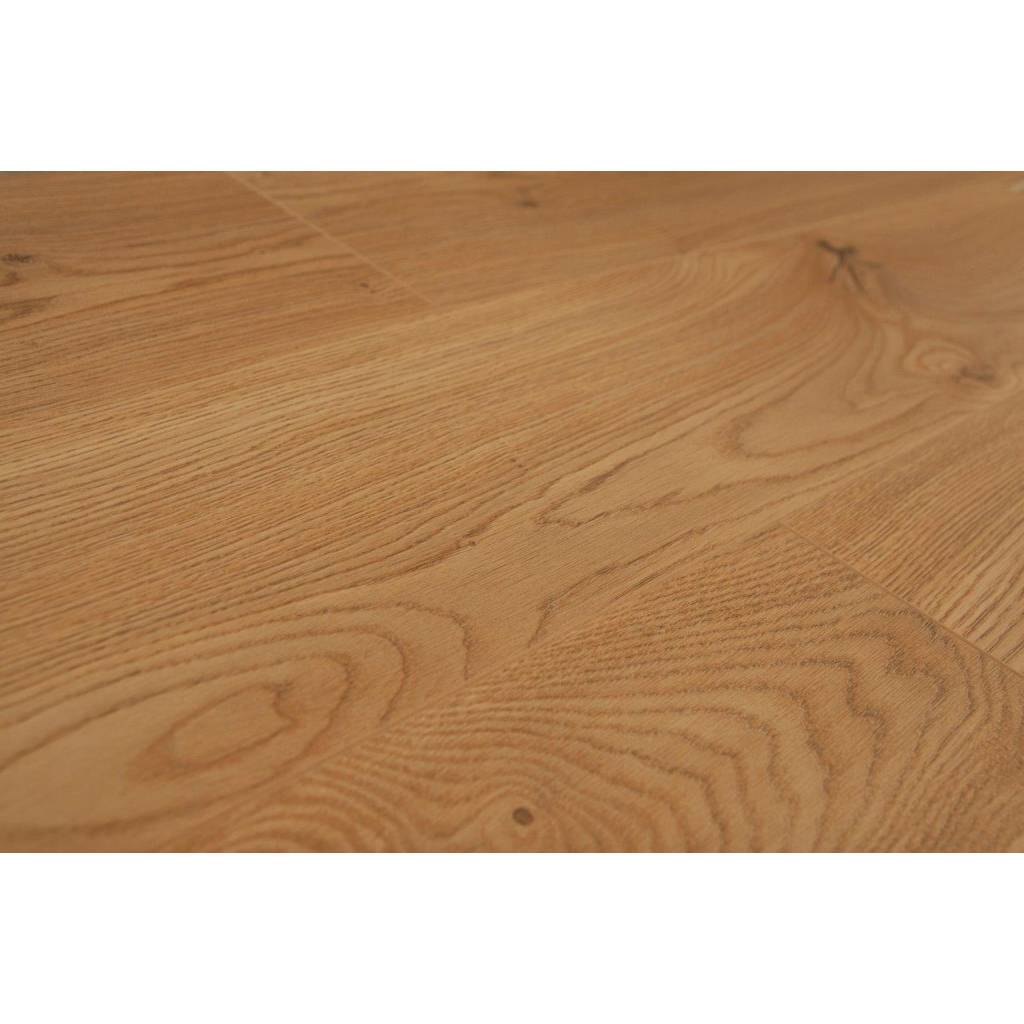 Panele podłogowe Dąb Złocisty BWP835824 AC4 8 mm