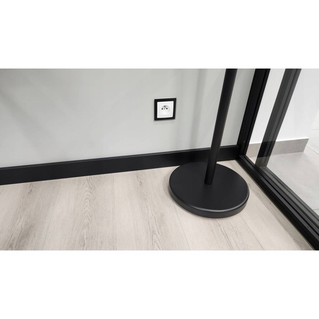 Listwa przypodłogowa PS Bravo 80 mm Czarna 207, BR81U3
