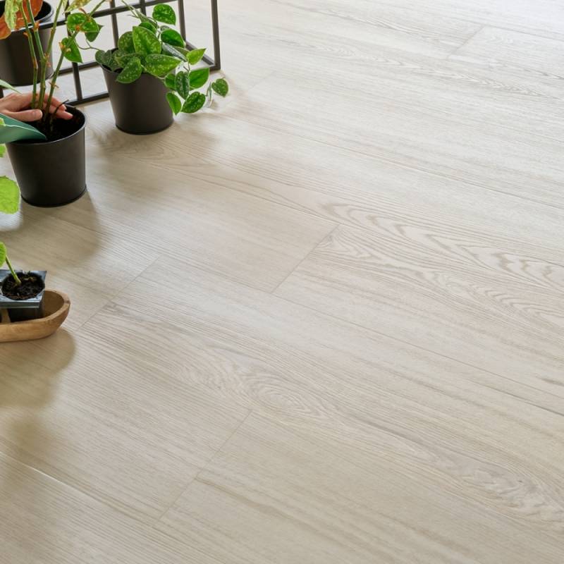 Panele winylowe ze zintegrowanym podkładem SPC LVT Dąb Eldborg CWSA 204 Klasa 33 5.3 mm, 5905167858301