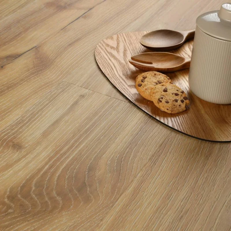 Panele winylowe ze zintegrowanym podkładem SPC Dąb Pustynn