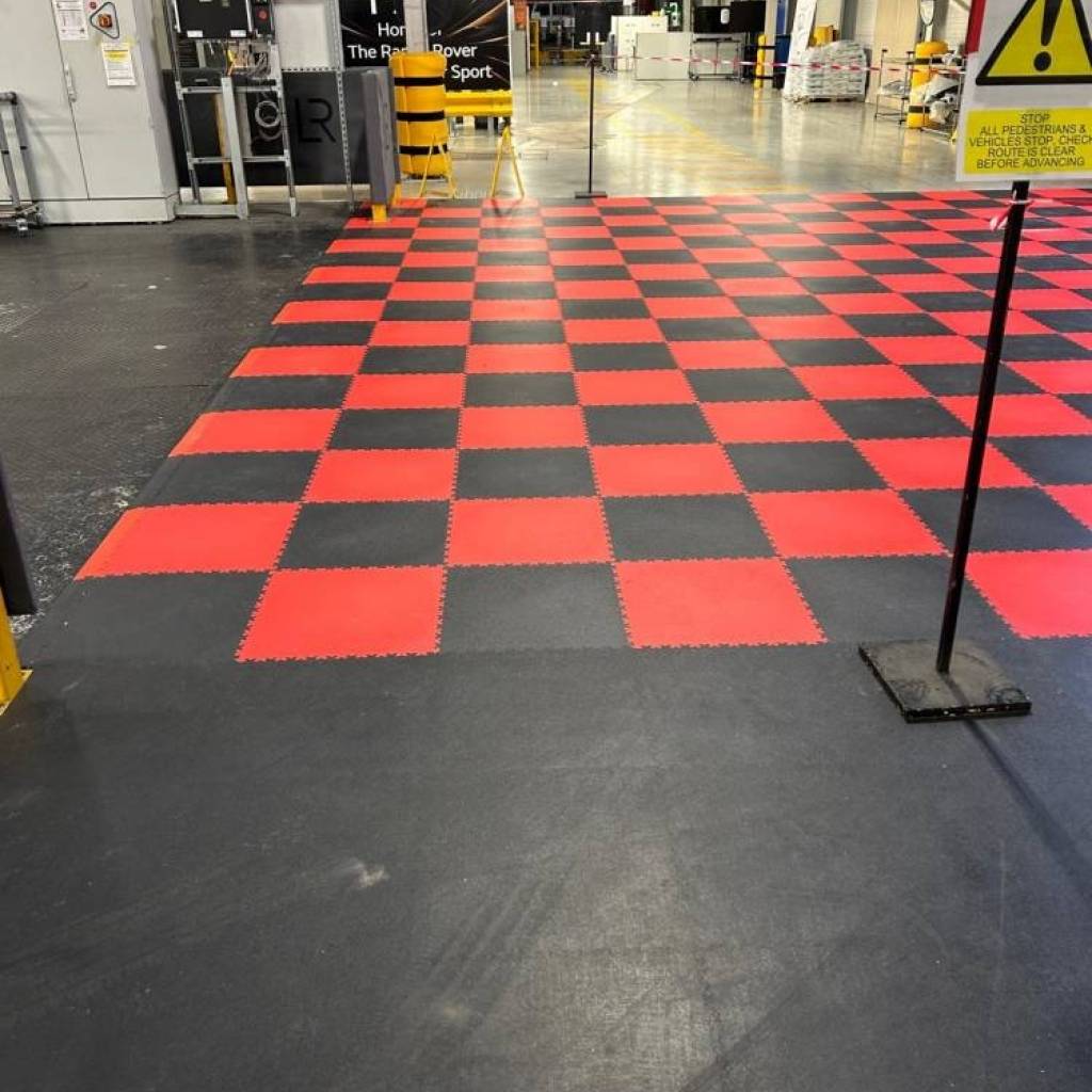 Profil najazdowy R-TILE Red 3020 5 mm, 39643020