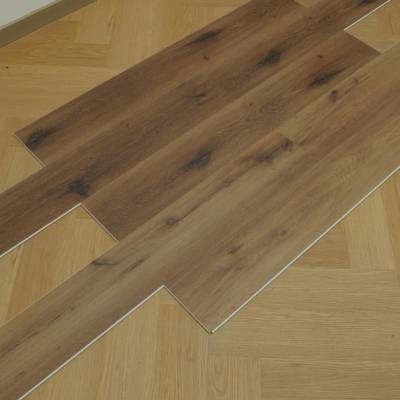 Panele winylowe SPC ze zintegrowanym podkładem Delux PAN000366 Klasa 34 6 mm