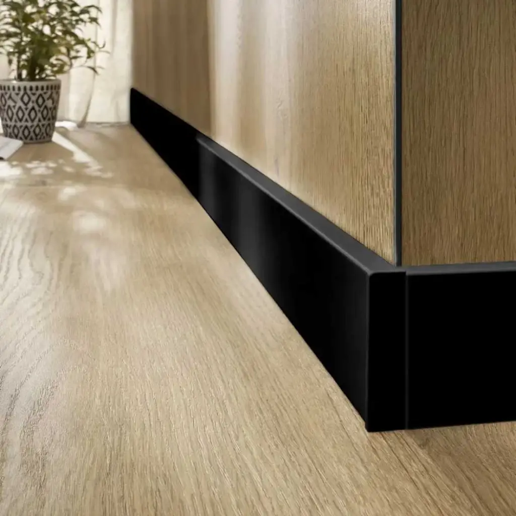 Listwa przypodłogowa FORTINO 80 Czarna, 5905167894767