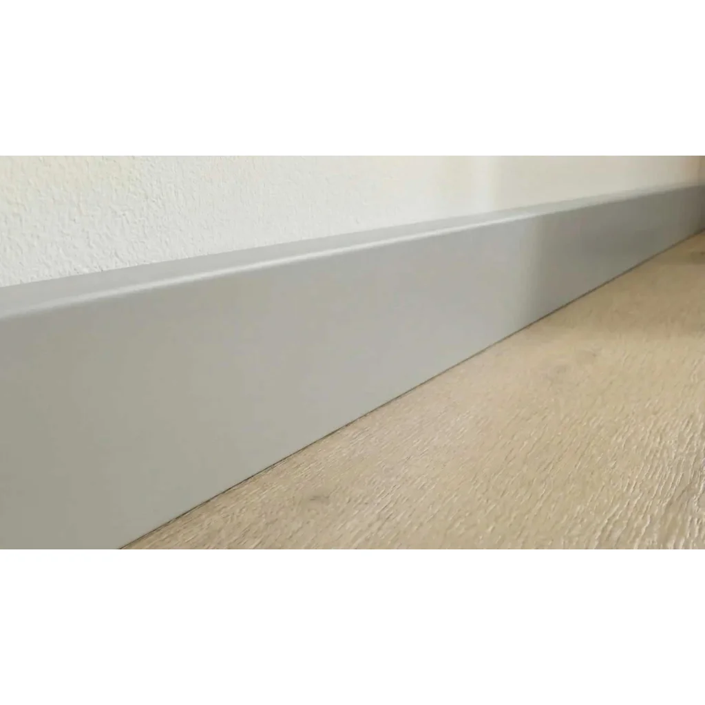 Listwy przypodłogowe