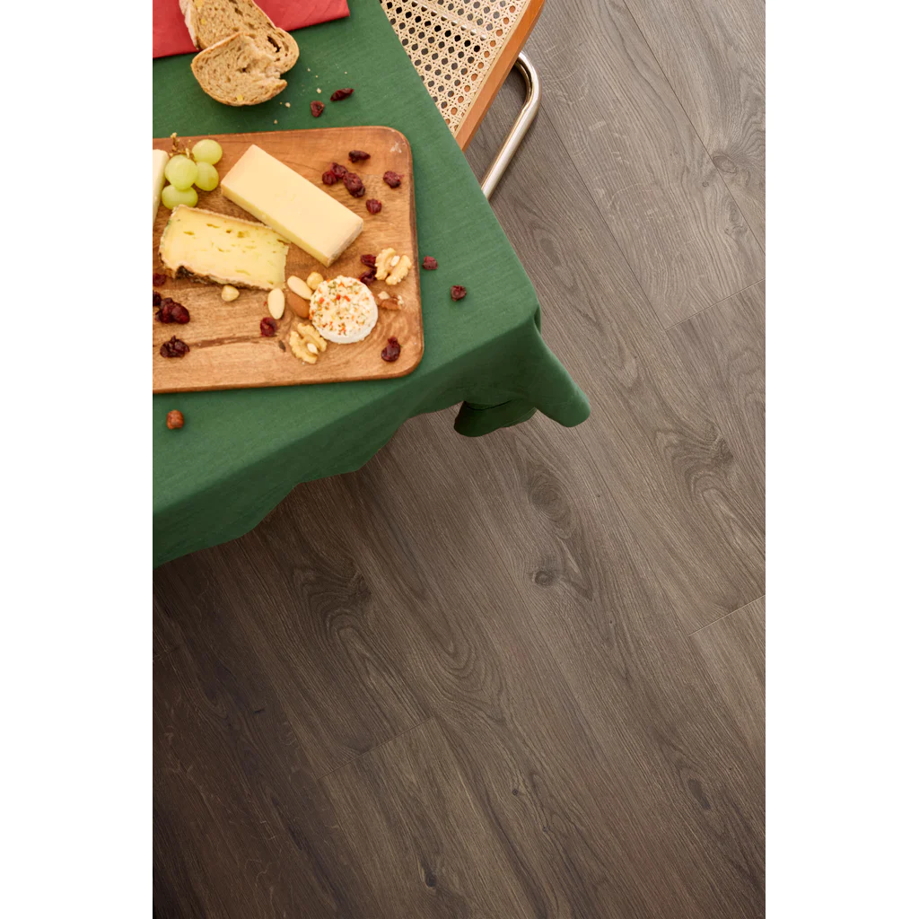 Panele podłogowe Gyant Dark Brown B4113 AC5 8 mm, 62003071